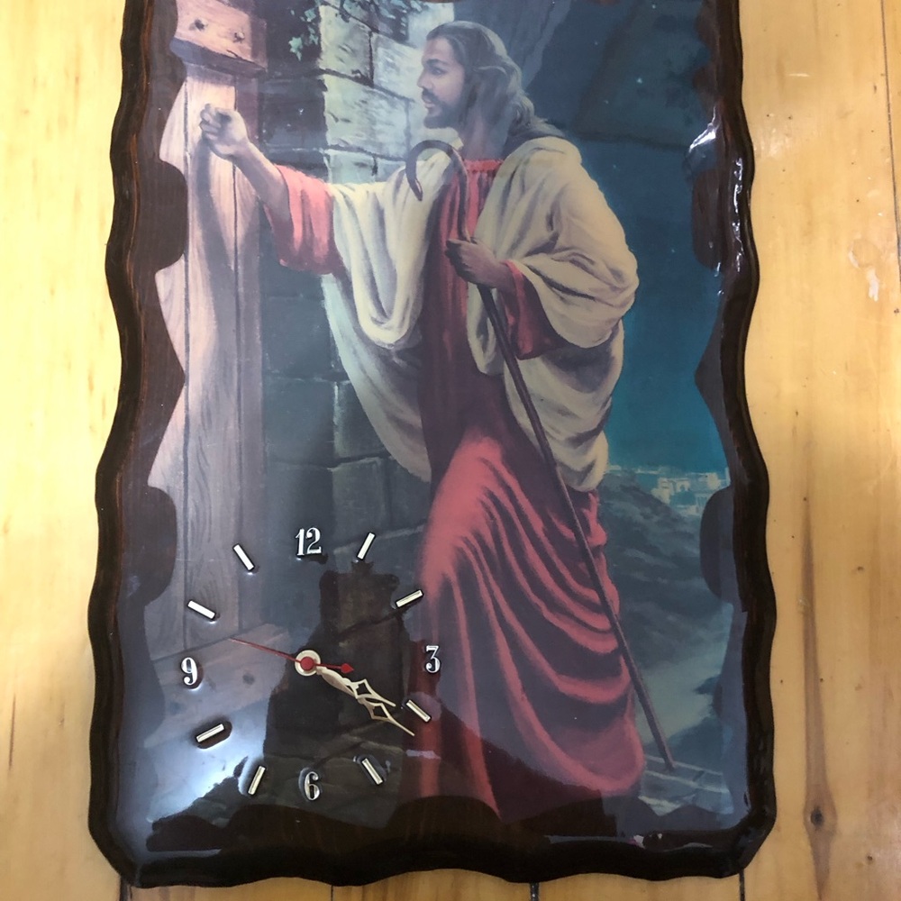 Vintage Jesus Knocking On Door Religious Wall Clock Lacquered Picture on Wood